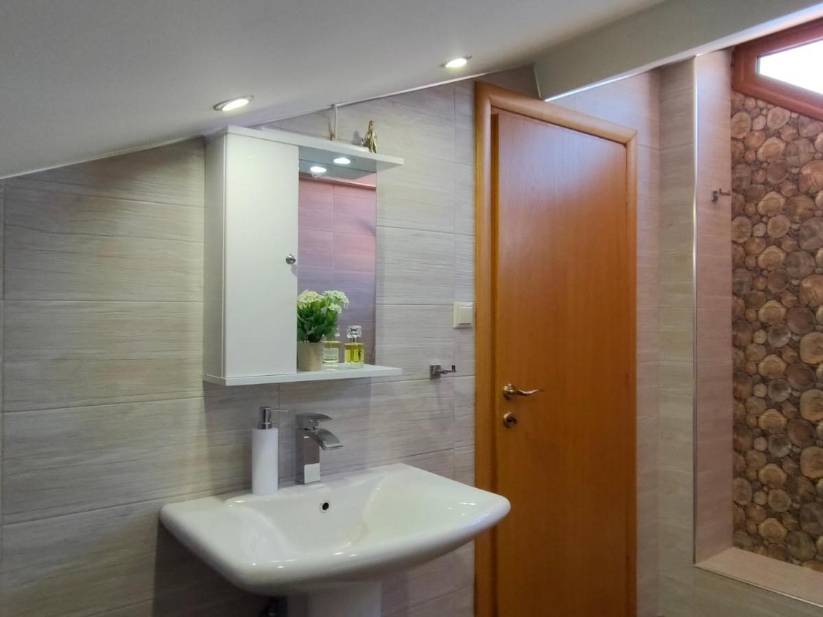 Vesta Apartment Thessaloniki Exterior photo